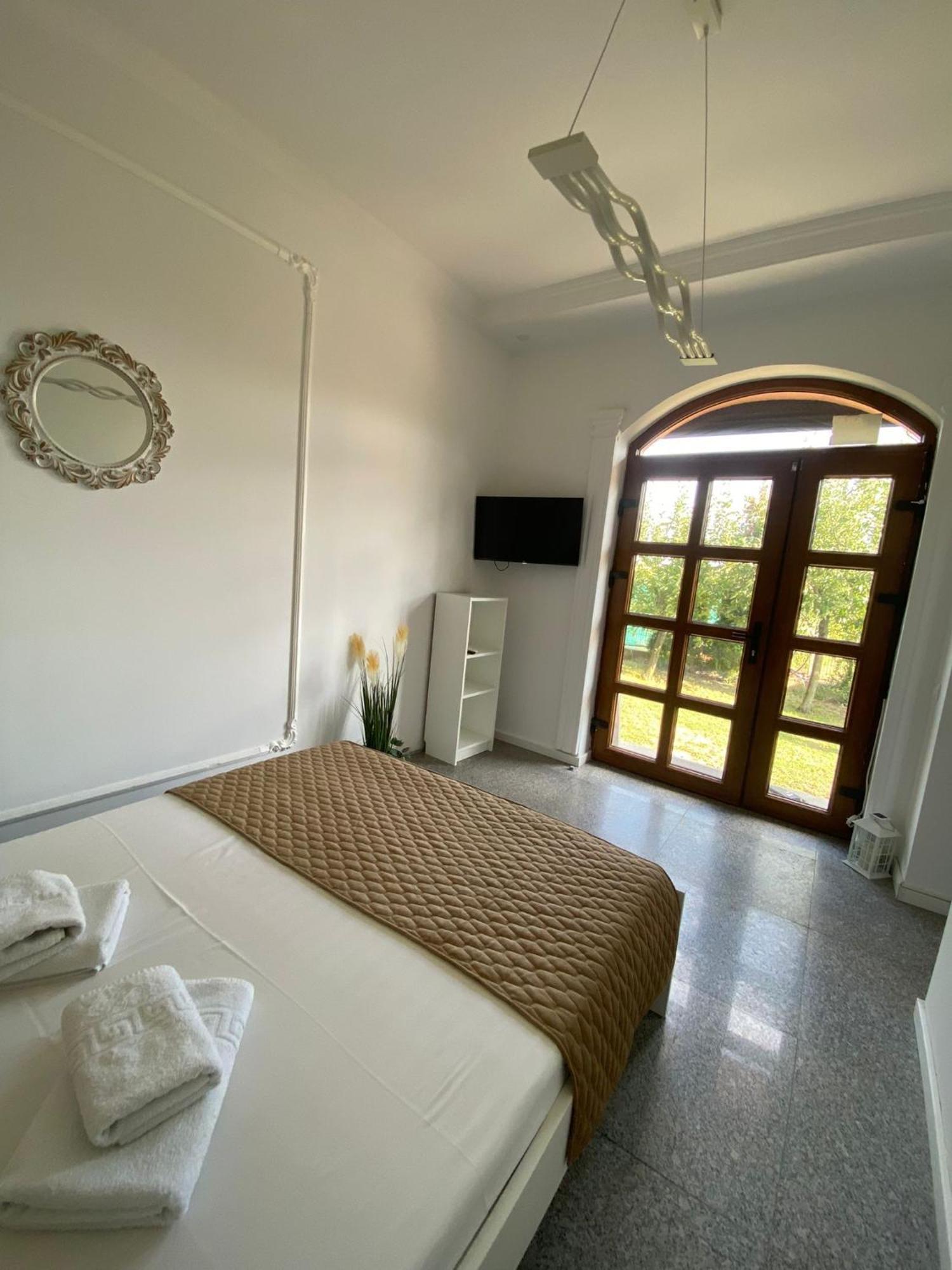Ami Residence Bucharest Airport&Therme&Parking Otopeni Exterior foto